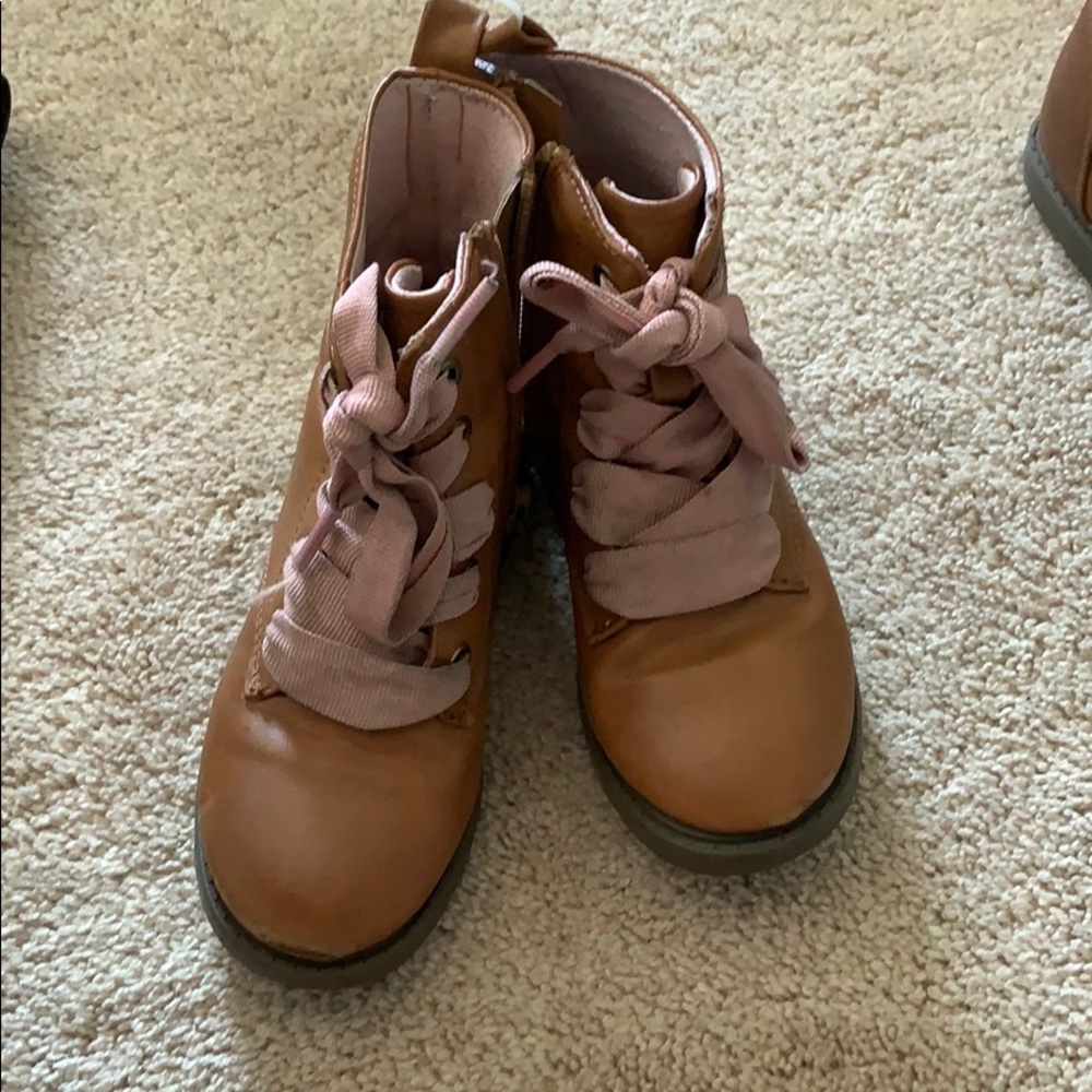Brown boots